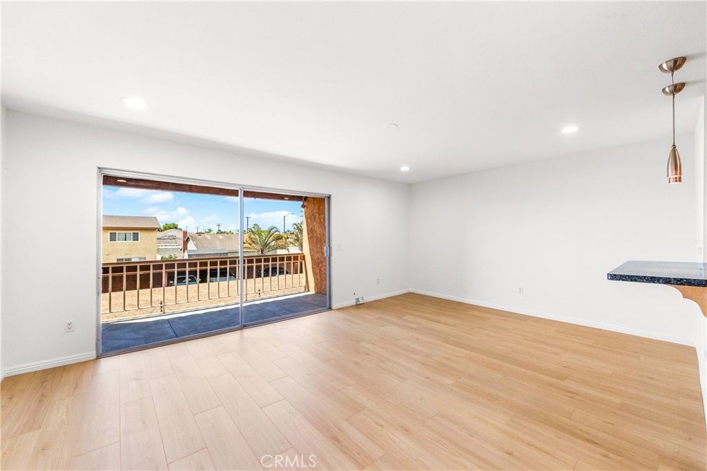Image 11 of property listing at 6600 Warner 94, Huntington Beach, CA 92647