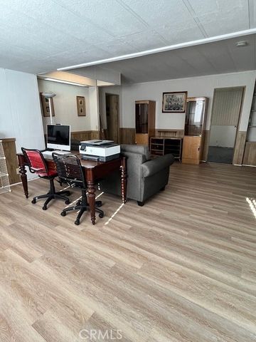 601 N Kirby St Space 81, Hemet, CA 92545