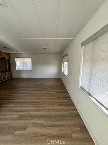 601 N Kirby St Space 81, Hemet, CA 92545