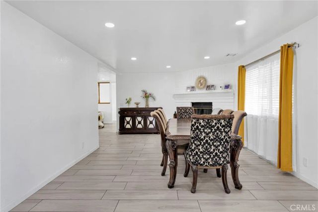 16081 Tude, Apple Valley, CA 92307