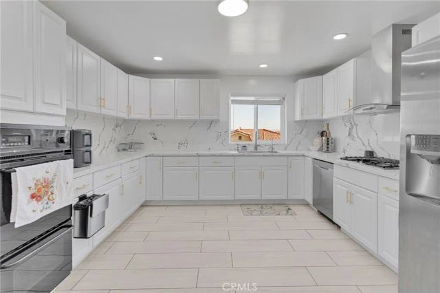 16081 Tude, Apple Valley, CA 92307