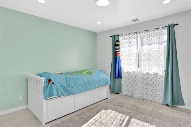 16081 Tude, Apple Valley, CA 92307