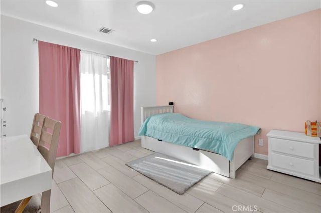 16081 Tude, Apple Valley, CA 92307