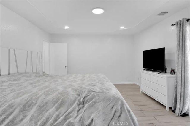 16081 Tude, Apple Valley, CA 92307