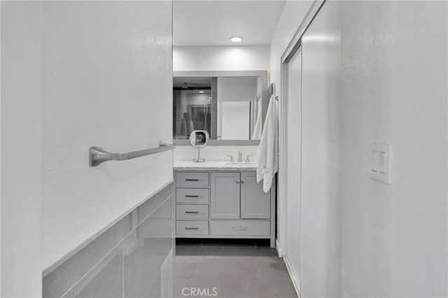 16081 Tude, Apple Valley, CA 92307