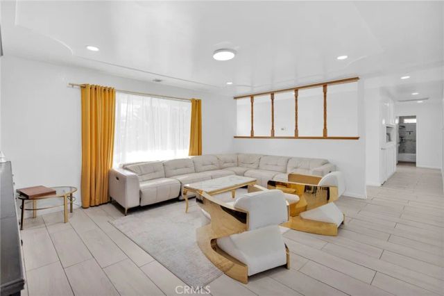 16081 Tude, Apple Valley, CA 92307