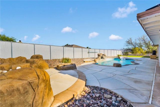 16081 Tude, Apple Valley, CA 92307