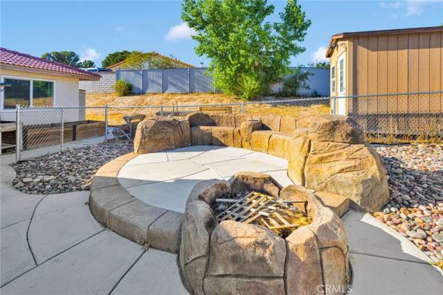 16081 Tude, Apple Valley, CA 92307