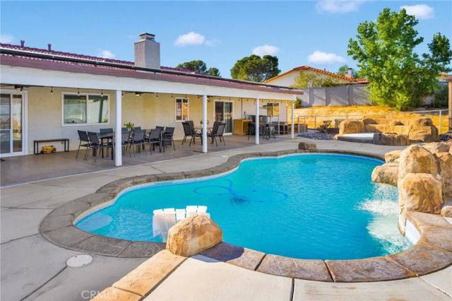 16081 Tude, Apple Valley, CA 92307