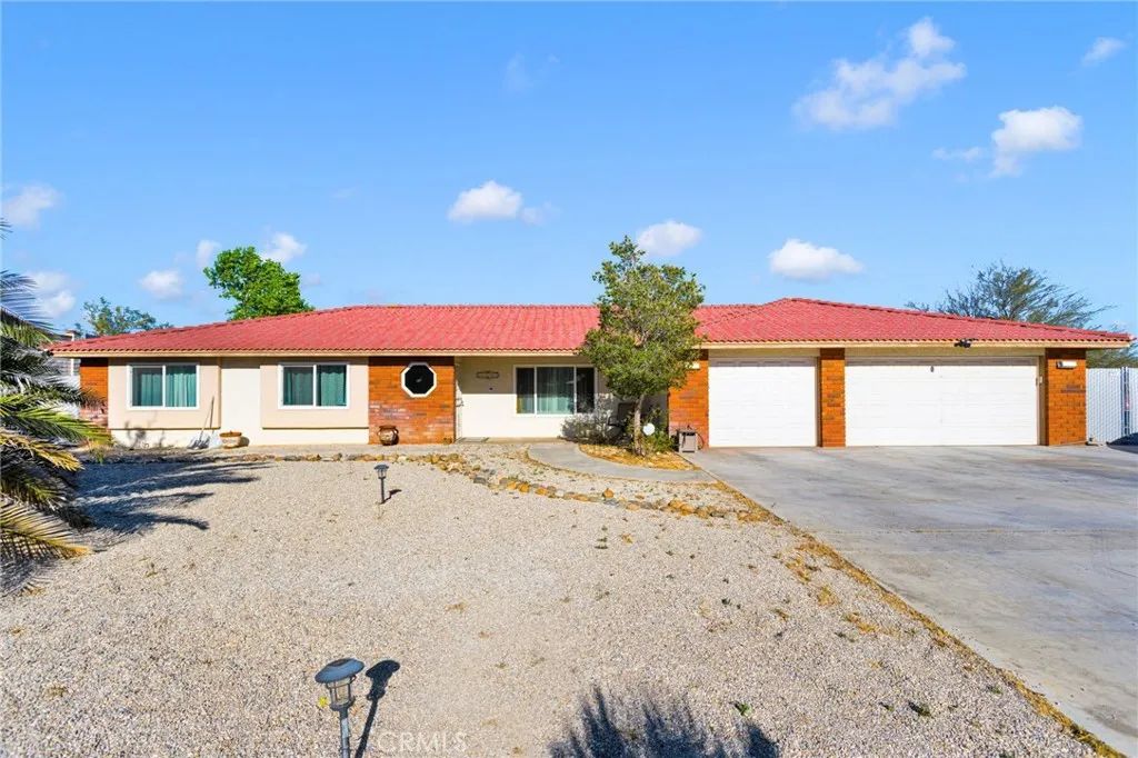16081 Tude, Apple Valley, CA 92307
