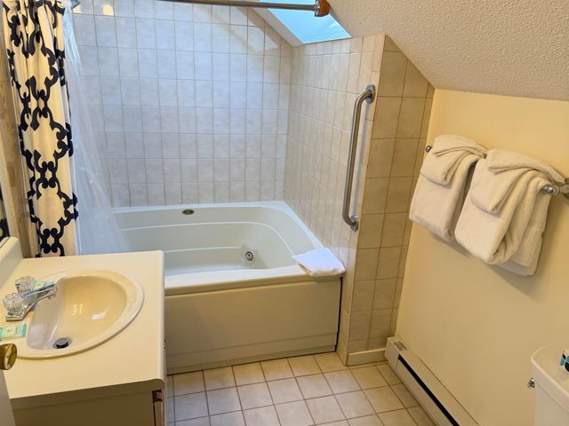 9 Mt. Sun Way 20 B, Waterville Valley, NH 03215