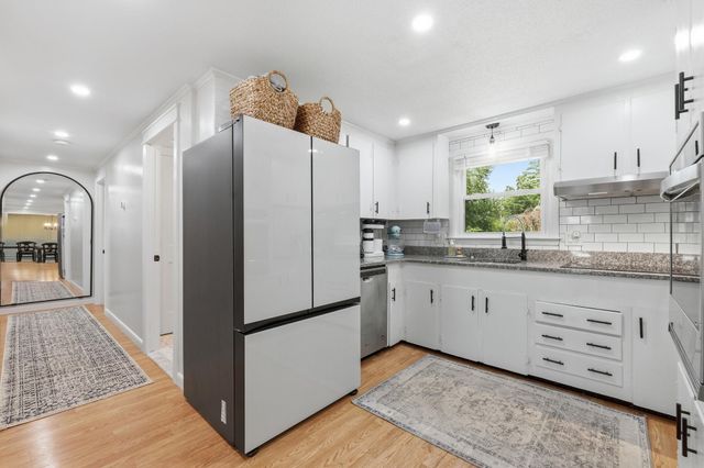 3 Sycamore Street, Hudson, NH 03051