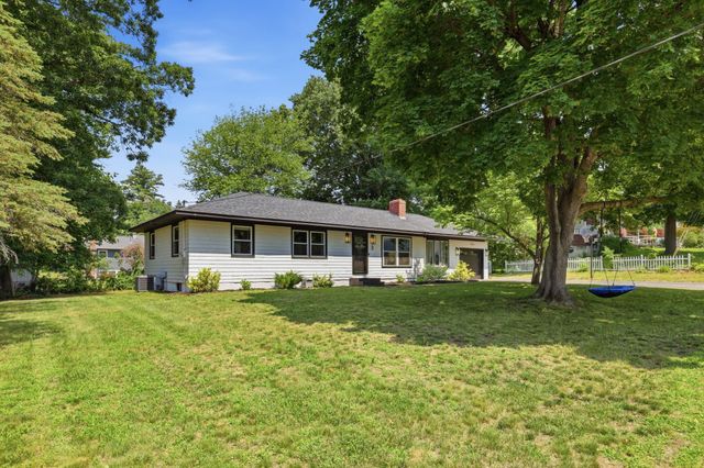 3 Sycamore Street, Hudson, NH 03051
