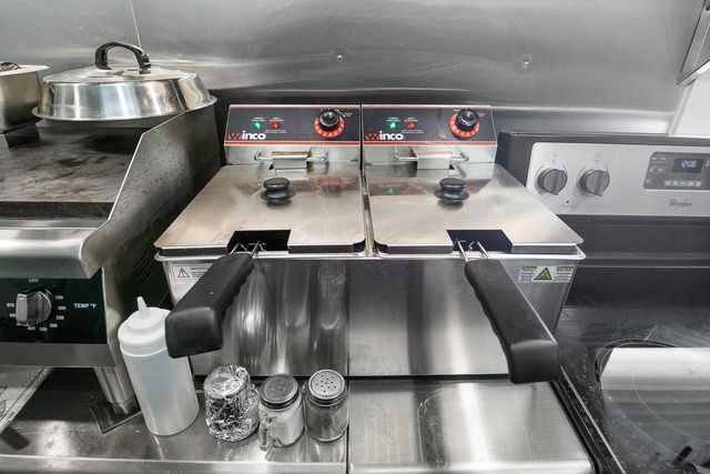 1136 Highway 87, Crystal Beach, TX 77650