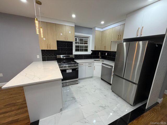 107-29 118th Street, Richmond Hill S., NY 11419