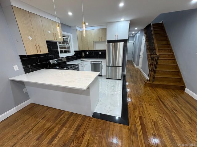 107-29 118th Street, Richmond Hill S., NY 11419