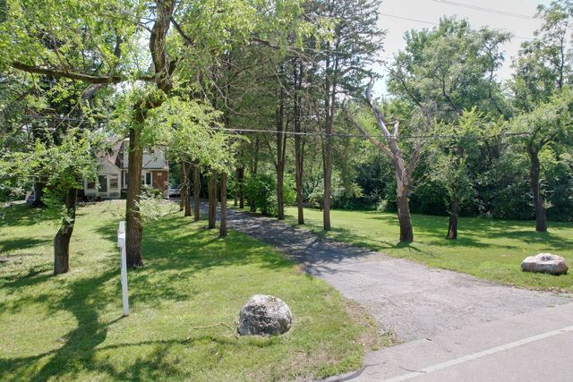 19W720 109th Street, Lemont, IL 60439