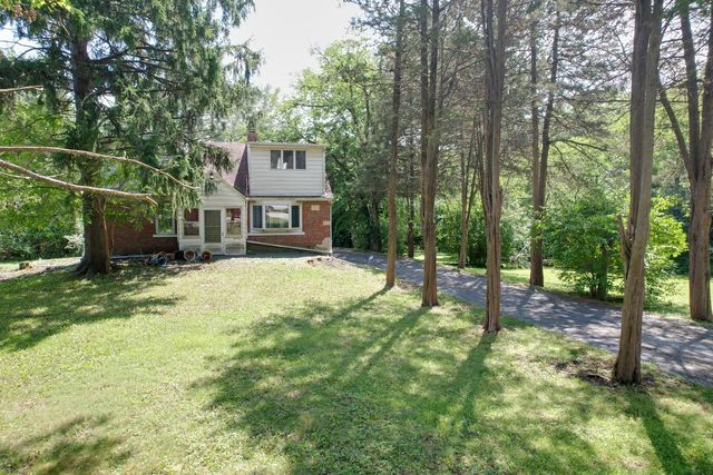 19W720 109th Street, Lemont, IL 60439
