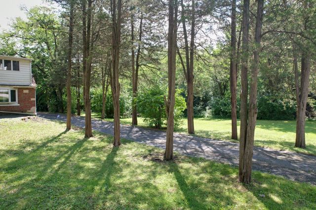 19W720 109th Street, Lemont, IL 60439