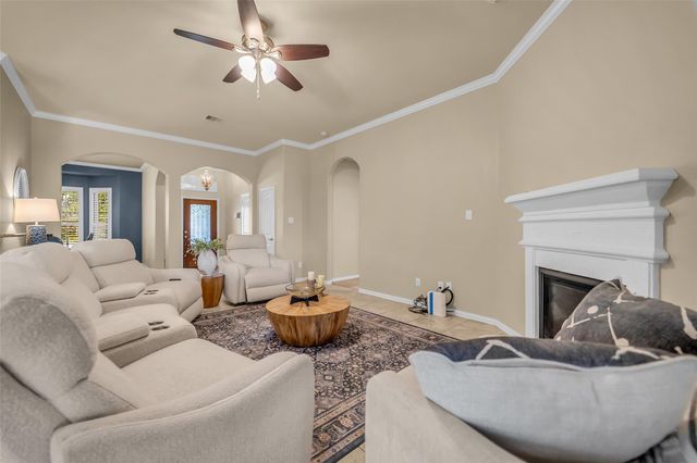20722 Oakhurst Creek, Porter, TX 77365