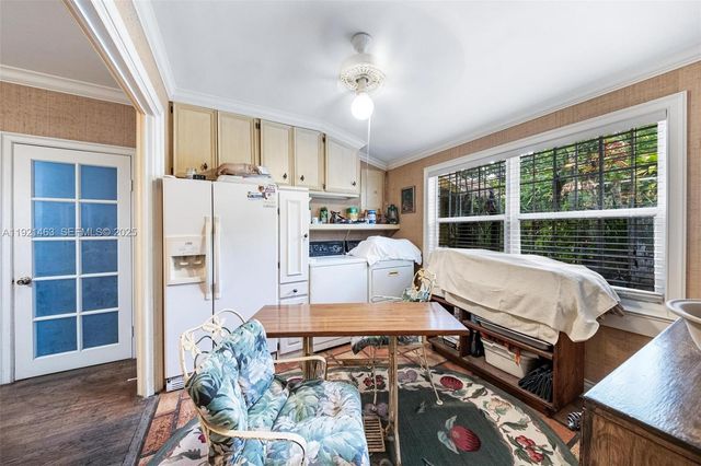 37 NE 44th St, Miami, FL 33137