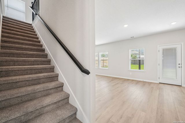 1226 Nikos Hollow, San Antonio, TX 78245