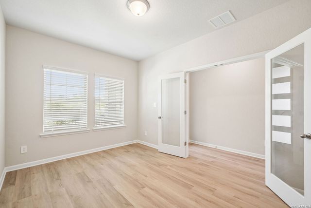 1226 Nikos Hollow, San Antonio, TX 78245