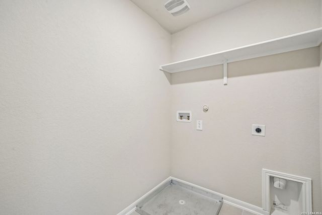 1226 Nikos Hollow, San Antonio, TX 78245