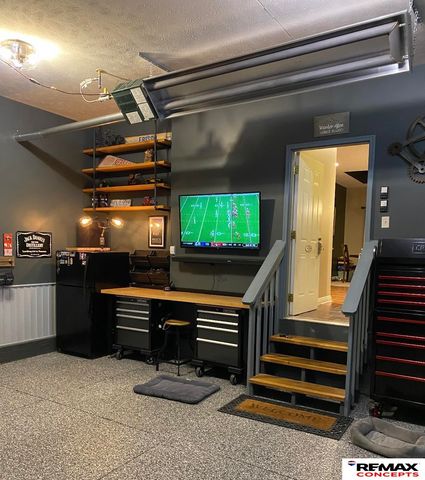 1414 N 95Th Street, Lincoln, NE 68505