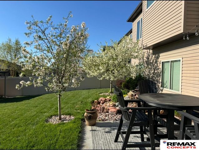 1414 N 95Th Street, Lincoln, NE 68505