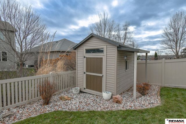 1414 N 95Th Street, Lincoln, NE 68505