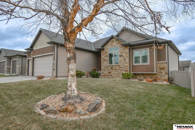 1414 N 95Th Street, Lincoln, NE 68505