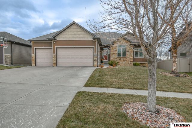 1414 N 95Th Street, Lincoln, NE 68505