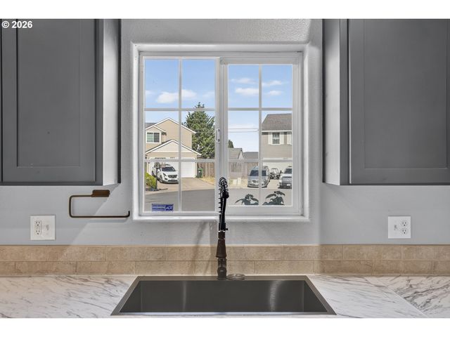 34484 VAIL Ct, St Helens, OR 97051