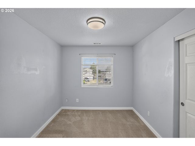 34484 VAIL Ct, St Helens, OR 97051