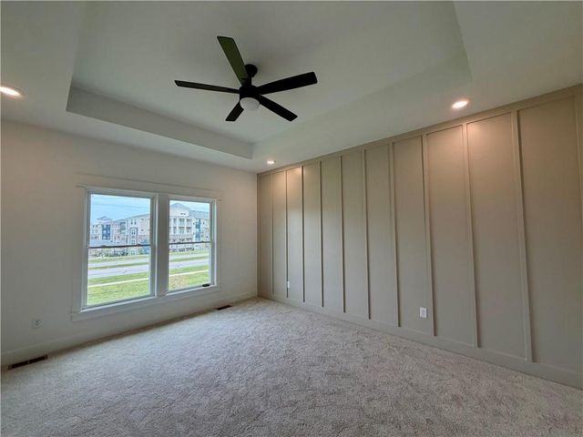 504 Skyview Lane, Liberty, MO 64068