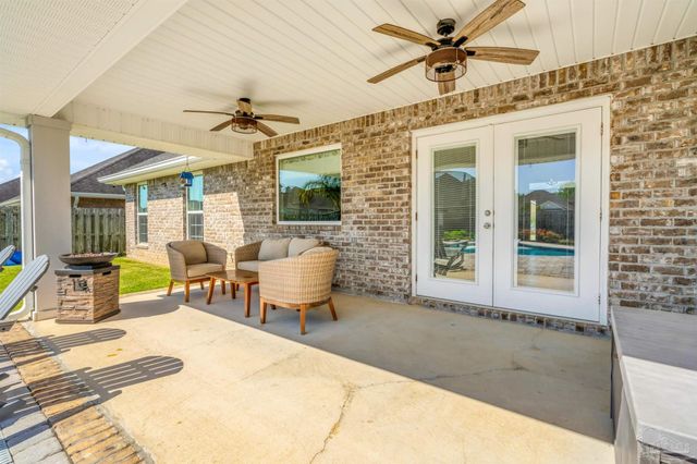 7760 Fieldcrest Ct, Pensacola, FL 32526