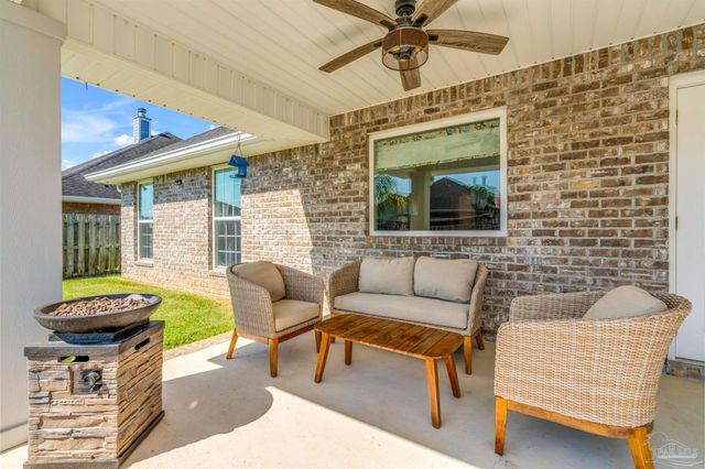 7760 Fieldcrest Ct, Pensacola, FL 32526
