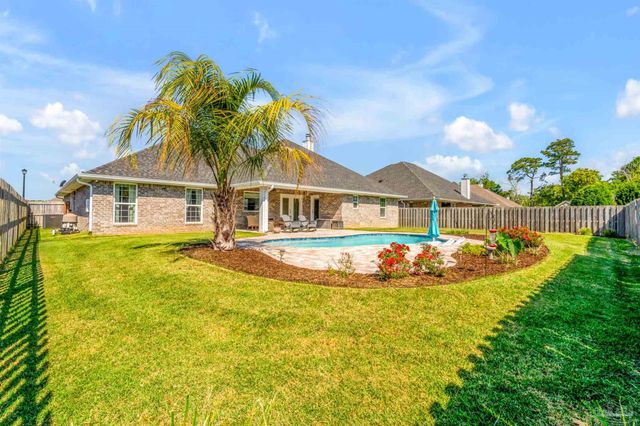 7760 Fieldcrest Ct, Pensacola, FL 32526