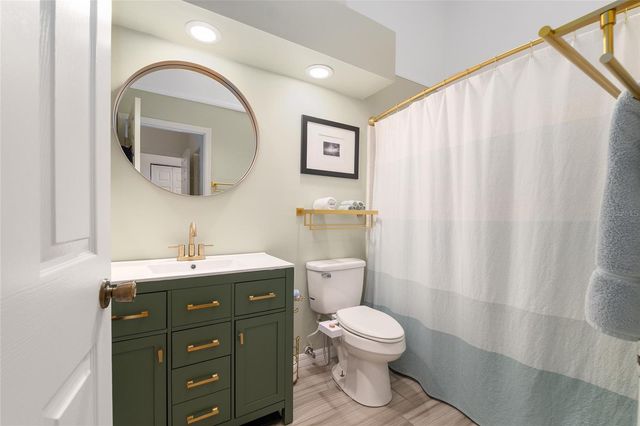 3953 NW 7TH PLACE, Gainesville, FL 32607