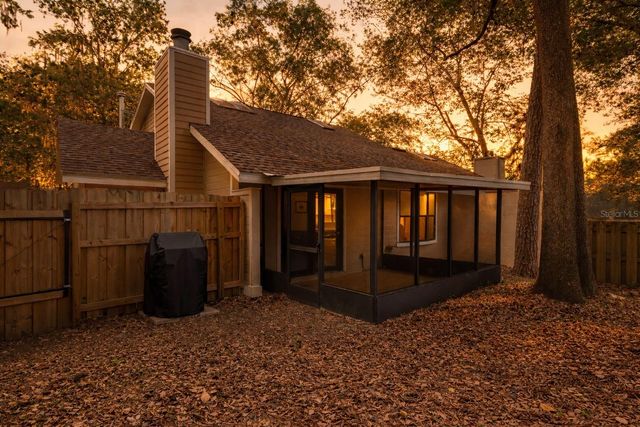 3953 NW 7TH PLACE, Gainesville, FL 32607