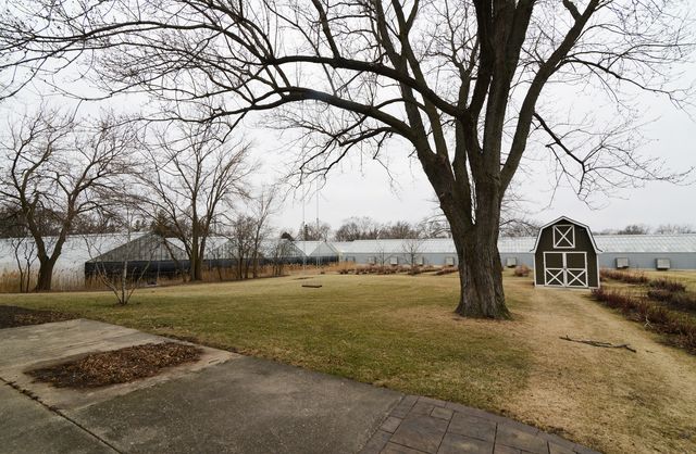 1070 CENTER Drive, South Elgin, IL 60177