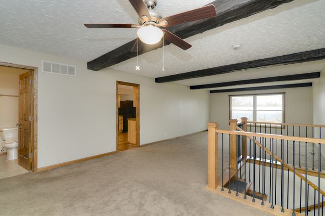 1070 CENTER Drive, South Elgin, IL 60177