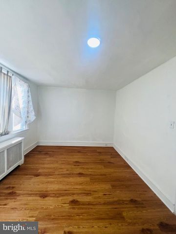 559 E CHELTENHAM AVE, Philadelphia, PA 19120