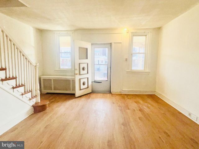 559 E CHELTENHAM AVE, Philadelphia, PA 19120