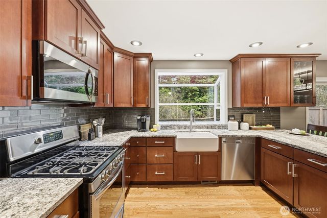 27032 NE Dorothy Street, Duvall, WA 98019