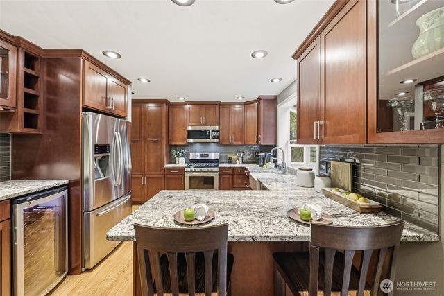 27032 NE Dorothy Street, Duvall, WA 98019