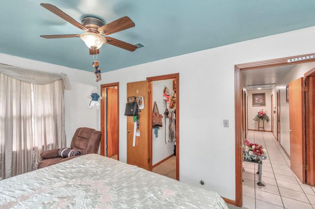 1105 Soren Lane, Houston, TX 77076