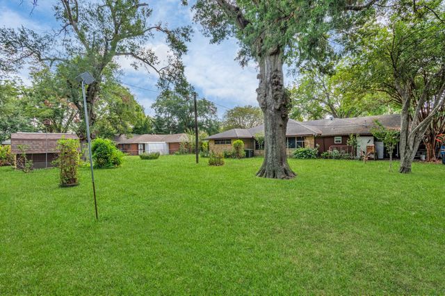 1105 Soren Lane, Houston, TX 77076