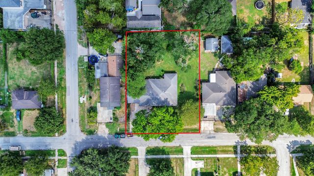 1105 Soren Lane, Houston, TX 77076